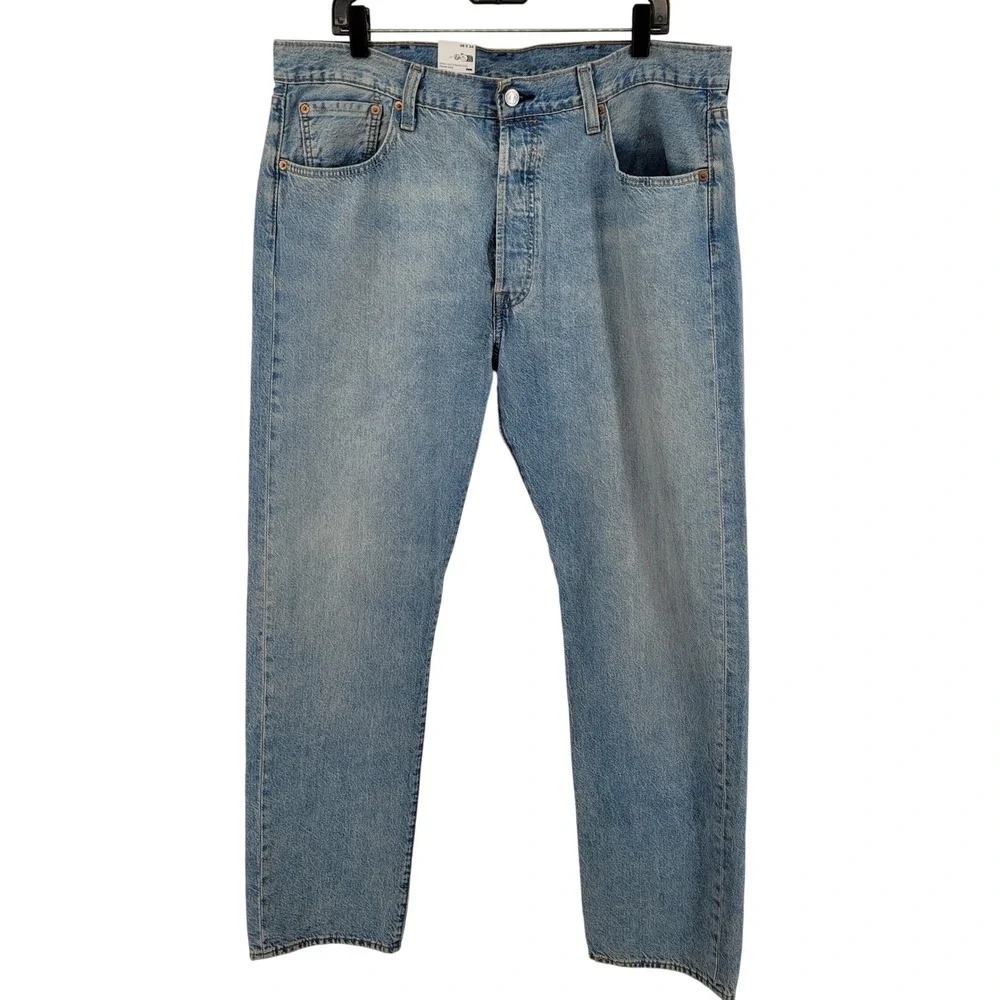Levis‎ 501 Original Mens Jeans 38x34 Light Wash Blue Denim Stretch 00501-3668